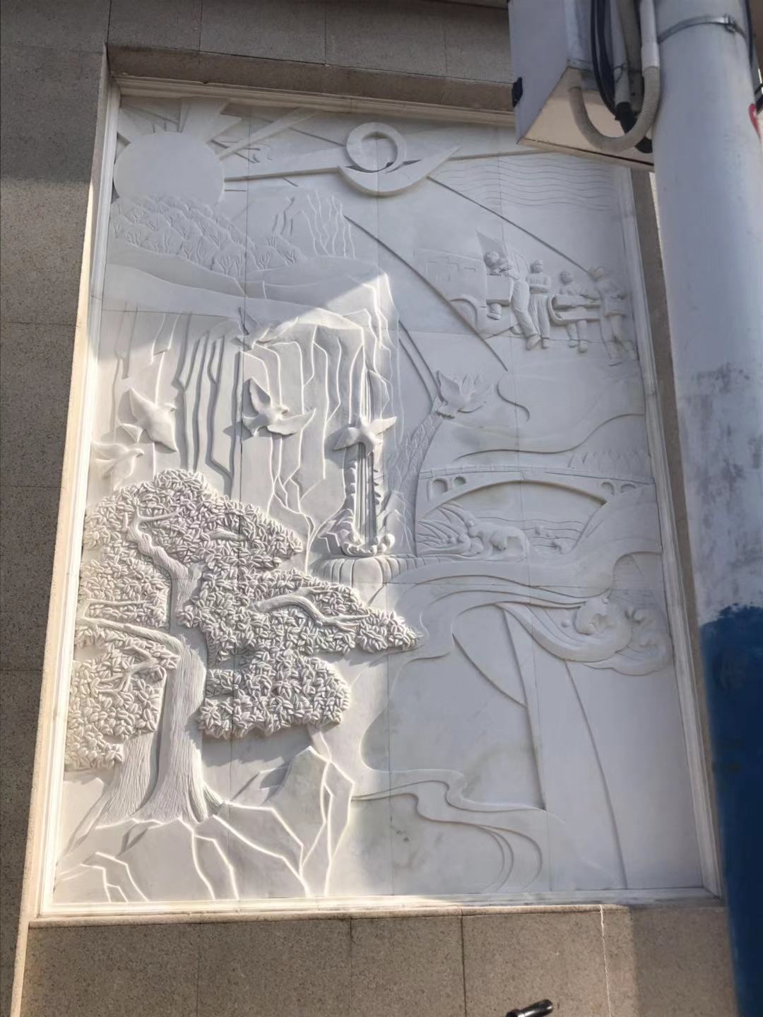 醫(yī)院浮雕2.jpg